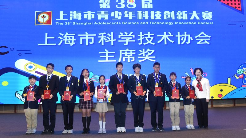 低代码平台：企业数字化转型的加速器**